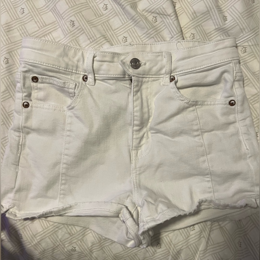 white jean shorts